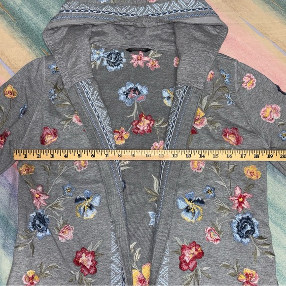 Driftwood embroidered Shelly Kimono top size M - Picture 7 of 9